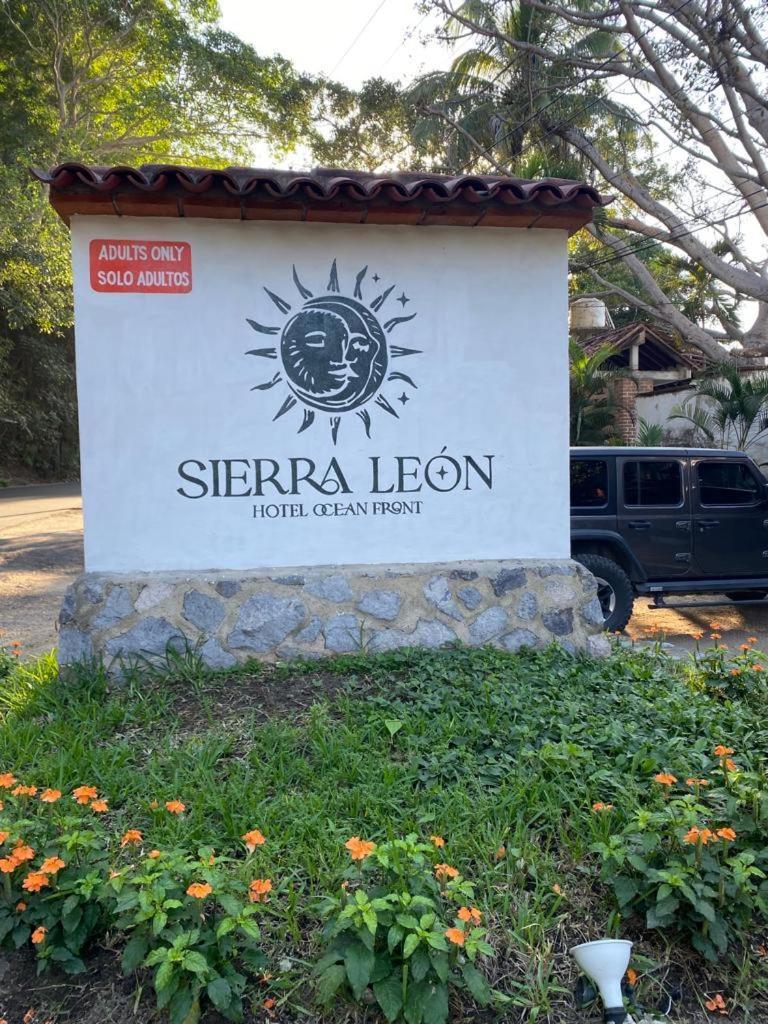 Traditional Sierra Leon Oceanfront Rooms - Adults Only Puerto Vallarta Exteriör bild