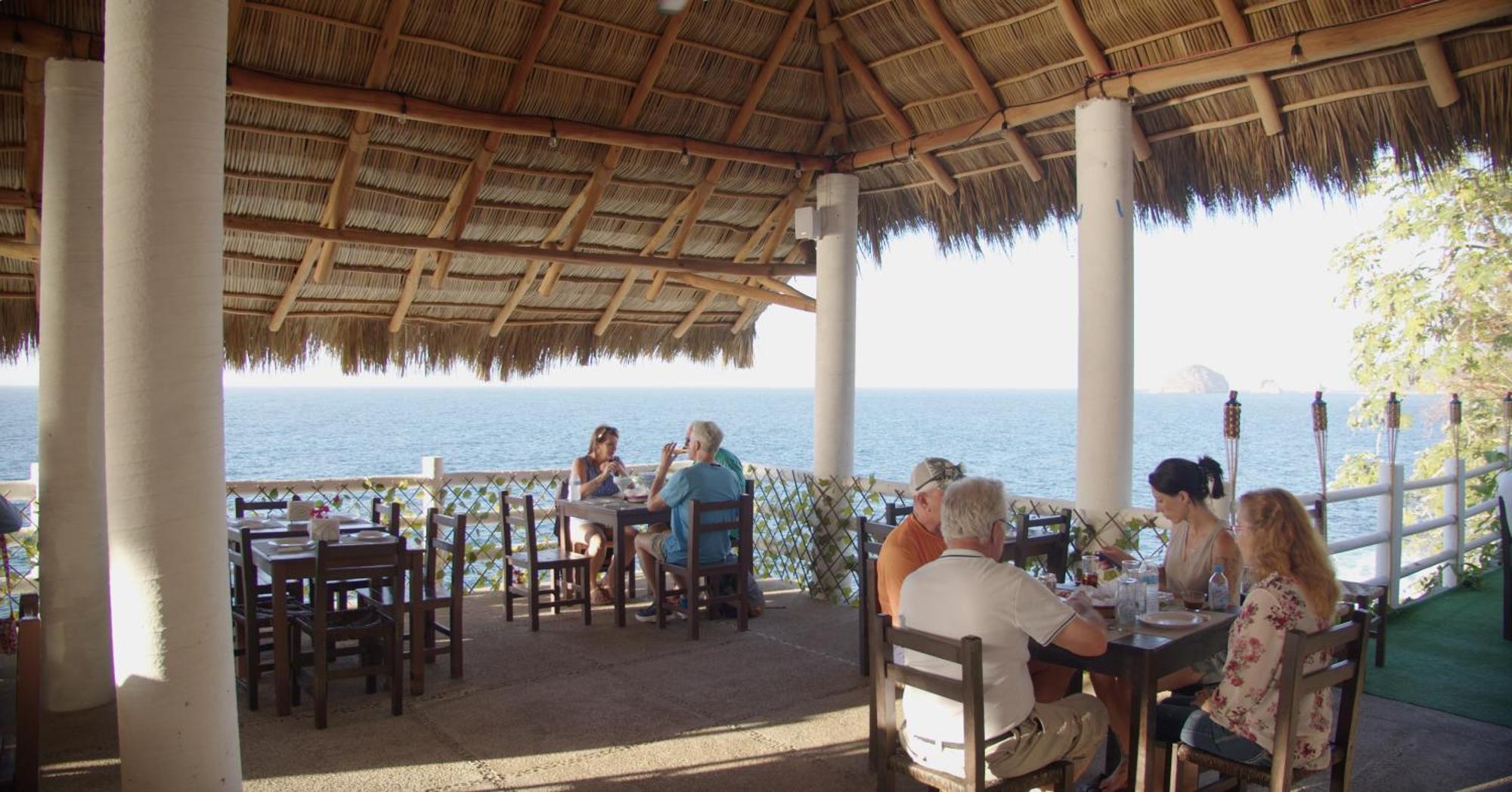 Traditional Sierra Leon Oceanfront Rooms - Adults Only Puerto Vallarta Exteriör bild